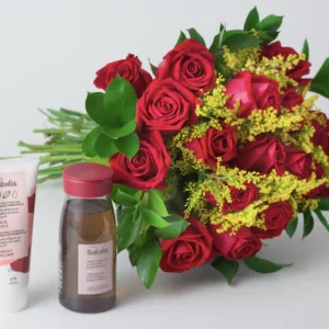 Buquê de 19 Rosas Vermelhas e Kit Natura Tododia Cereja e Avelã